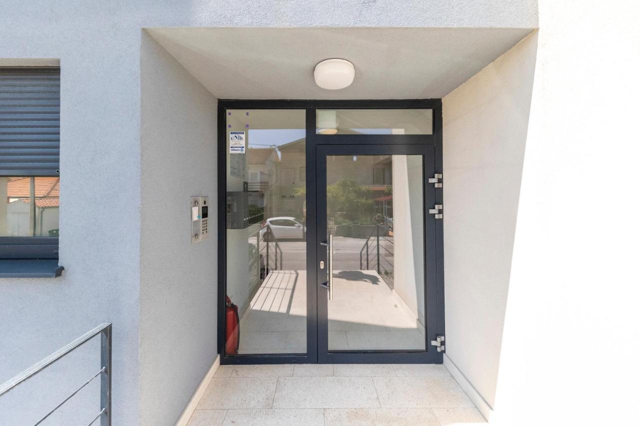 Lusea Apartment Zadar Exteriör bild